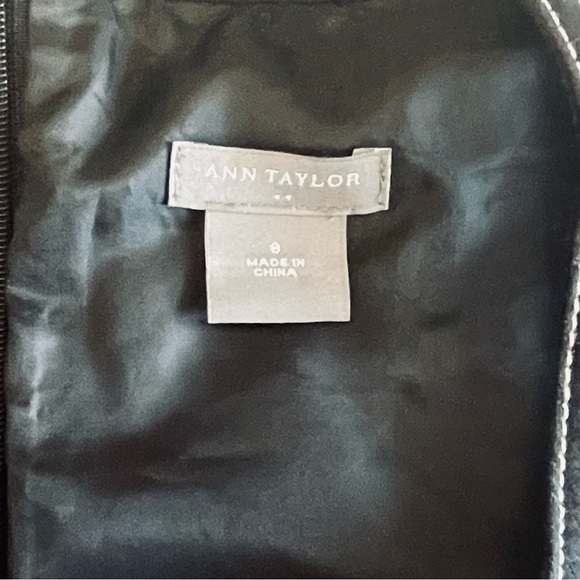 WOMEN'S ANN TALYOR BOAT NECK GRAY, GREEN, WHITE SHIFT CAREER DRESS ~ SIZE 8 - Picture 2 of 2